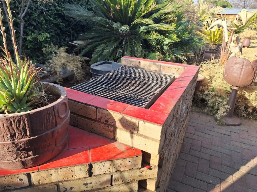 4 Bedroom Property for Sale in Potchefstroom North West